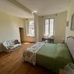 아파트 L'attico Del 1600 In Centro *