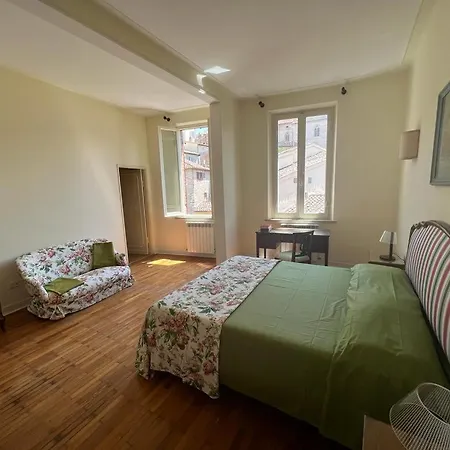 Apartment L'attico Del 1600 In Centro *