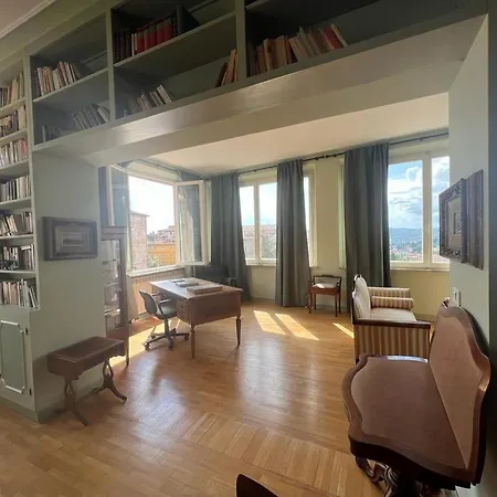 L'attico Del 1600 In Centro