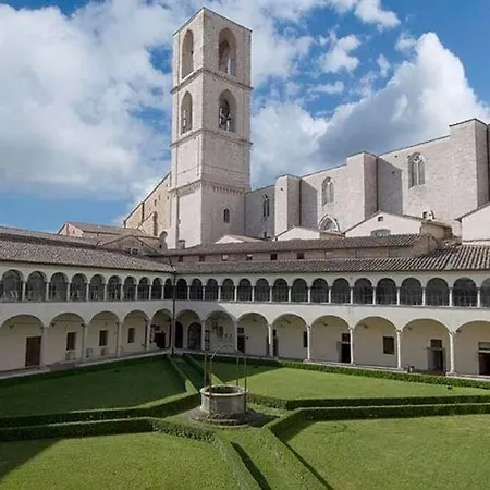 아파트 L'attico Del 1600 In Centro 페루자