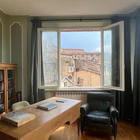 아파트 L'attico Del 1600 In Centro