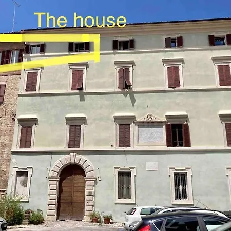 Appartamento L'attico Del 1600 In Centro