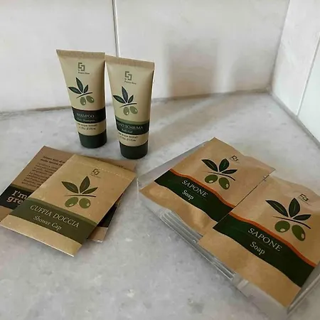 L'attico Del 1600 In Centro 아파트 *